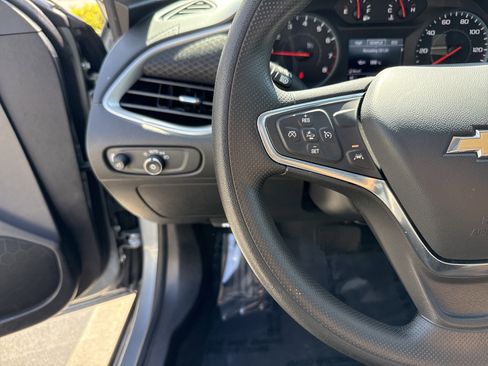 Used 2024 Chevrolet Malibu LT FWD image 19