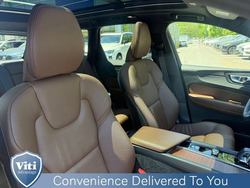 Certified 2023 Volvo XC60 B5 Plus w/ Climate Package AWD/4WD image 31