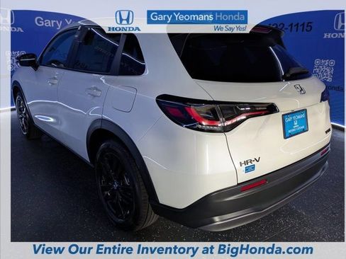 New 2026 Honda HR-V Sport image 8