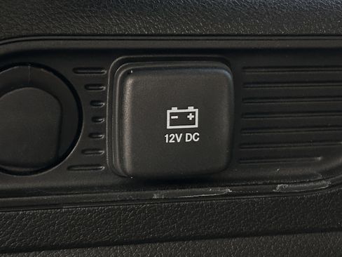 Certified 2023 Jeep Grand Cherokee Limited w/ Black Appearance Package image 10