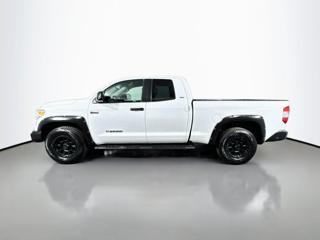 Used 2015 Toyota Tundra SR5 w/ TRD Off Road Package AWD/4WD image 2