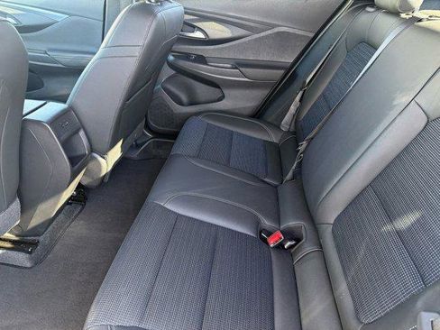 Used 2025 Buick Envista Preferred image 26