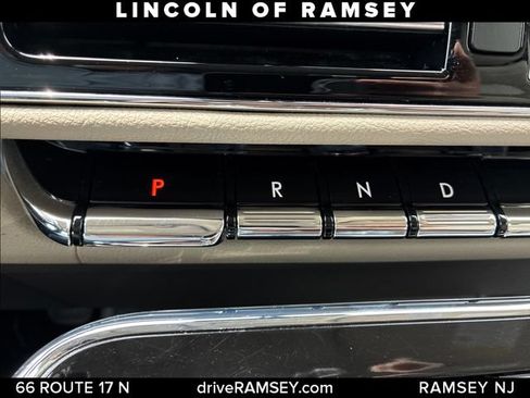 Used 2024 Lincoln Navigator L Reserve AWD/4WD image 20