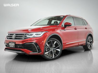 Used 2024 Volkswagen Tiguan SEL R-Line