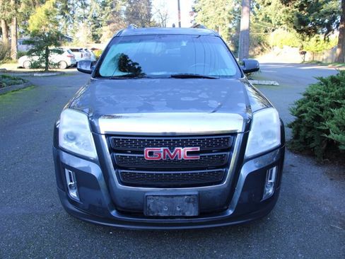 Used 2010 GMC Terrain SLE image 9