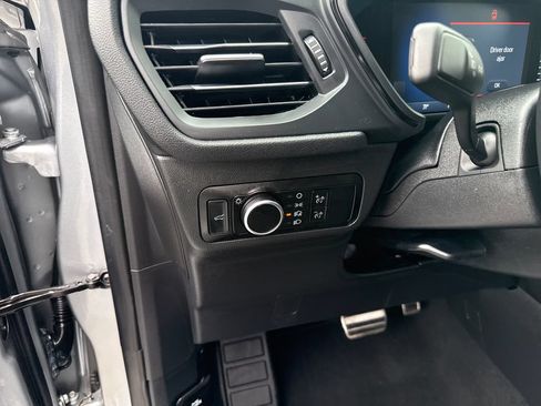 Used 2023 Ford Escape ST-Line w/ Tech Pack #1 AWD/4WD image 15
