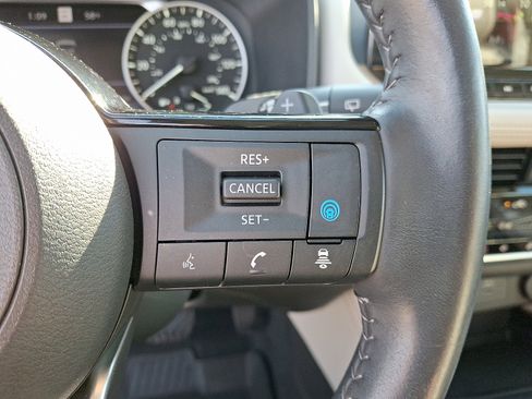 Certified 2023 Nissan Rogue SL w/ SL Premium Package image 23