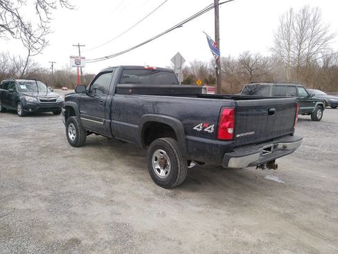 Used 2006 Chevrolet Silverado 2500 LT w/ Snow Plow Prep Package image 4