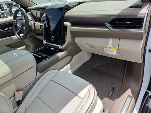 New 2026 GMC Yukon XL Denali AWD/4WD image 20