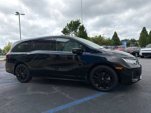 Certified 2026 Honda Odyssey Sport-L image 4
