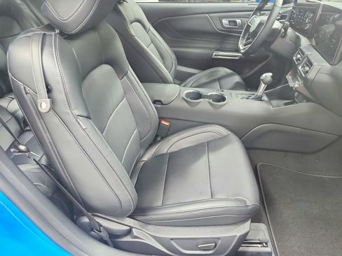 New 2026 Ford Mustang Premium image 34