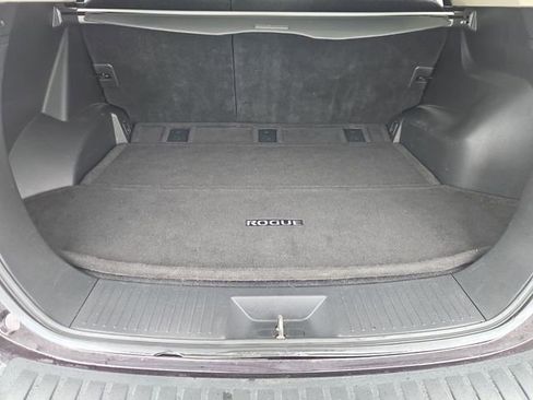 Used 2012 Nissan Rogue SL image 40