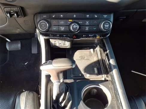 Used 2022 Dodge Durango Citadel image 24