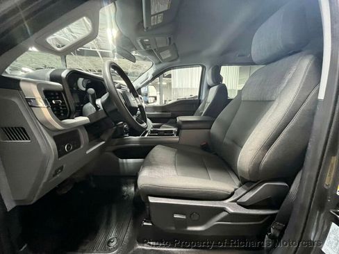 Used 2025 Ford F250 XLT w/ Snow Plow Prep Package image 18