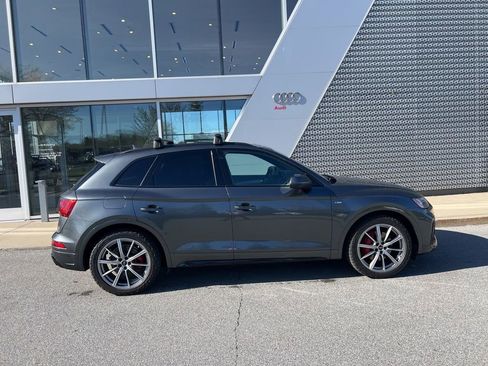 Used 2024 Audi Q5 e Premium Plus AWD/4WD image 16