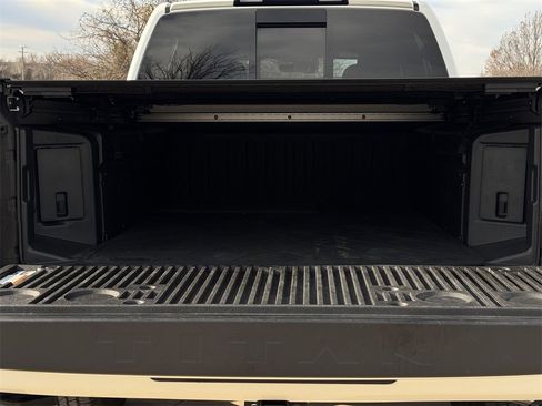 Used 2024 Nissan Titan Platinum Reserve w/ Moonroof Package image 33