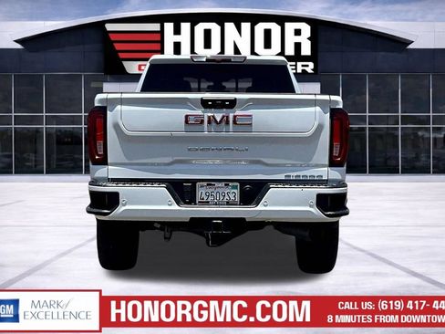 Used 2023 GMC Sierra 2500 Denali AWD/4WD image 5