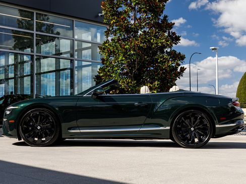 New 2026 Bentley Continental GTC image 10