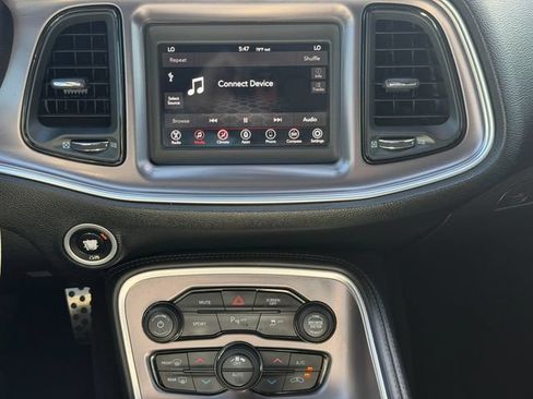 Used 2019 Dodge Challenger R/T RWD image 14