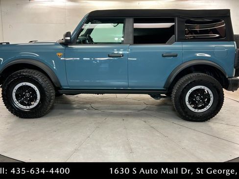Used 2023 Ford Bronco Badlands w/ Sasquatch Package AWD/4WD image 2