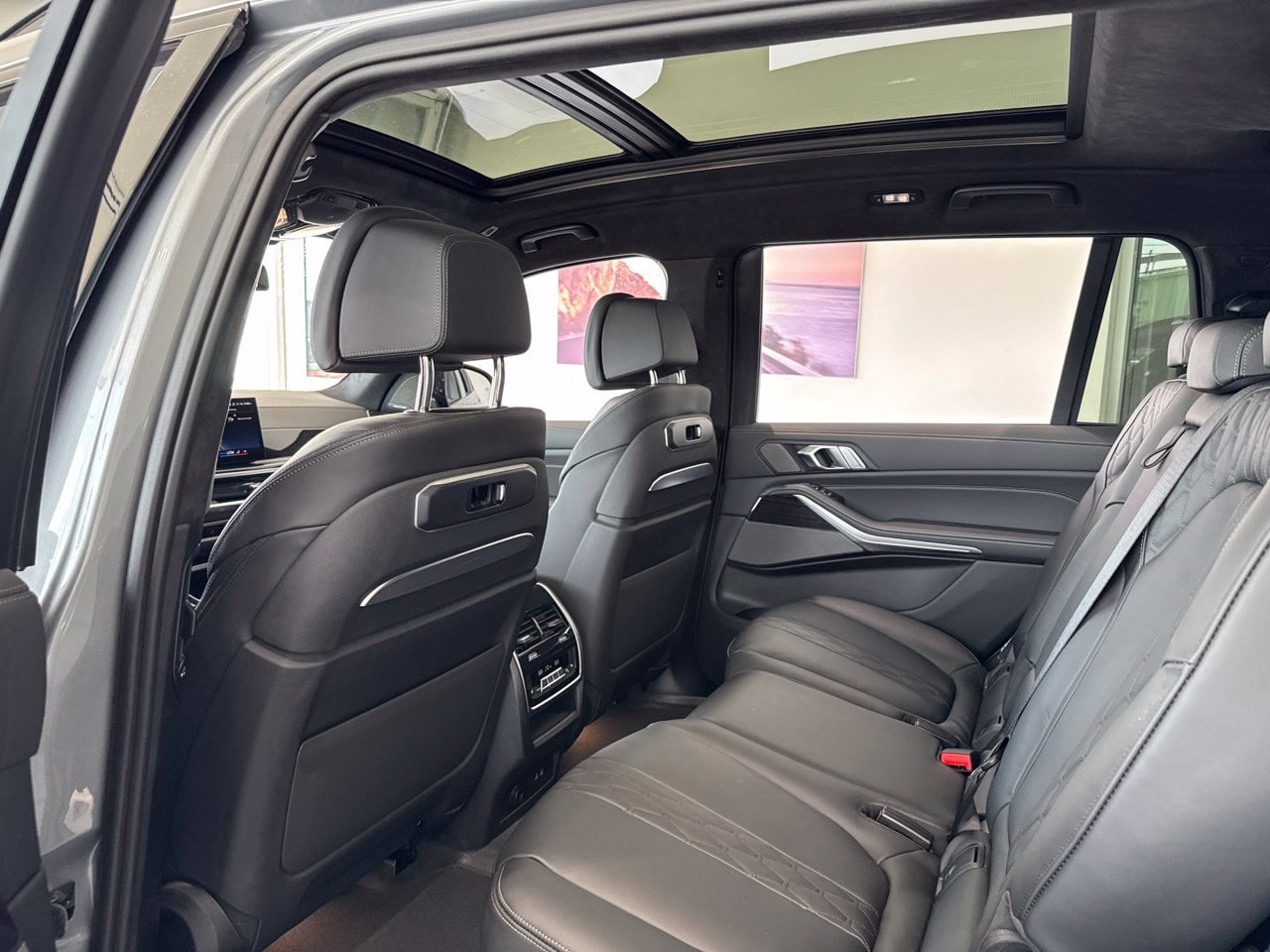 New 2026 BMW X7 xDrive40i w/ Executive Package AWD/4WD image 43