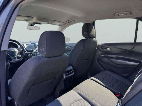Used 2018 Chevrolet Equinox LT FWD image 39