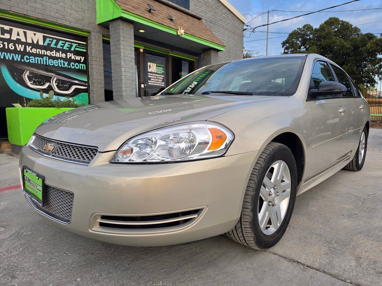 Used 2012 Chevrolet Impala LT w/ LT Sunroof Package FWD image 2