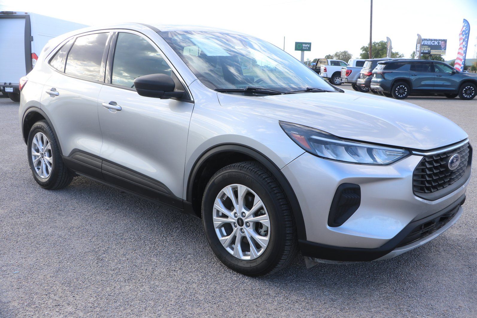 Used 2024 Ford Escape Active w/ Cold Weather Package FWD image 1