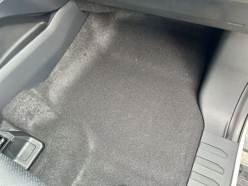 New 2025 Ford F150 Lariat w/ Equipment Group 502A High image 19