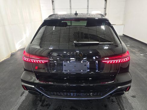 Used 2024 Audi RS 6 performance image 5