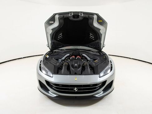 Certified 2019 Ferrari Portofino RWD image 36