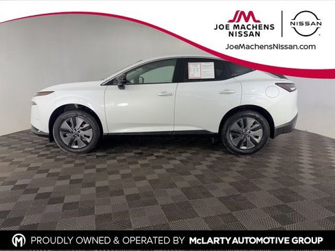 Certified 2025 Nissan Murano SL image 5