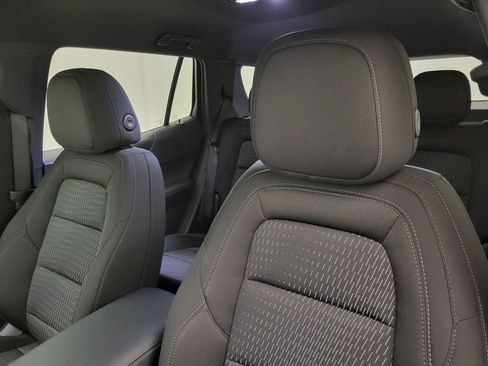 New 2026 Chevrolet Equinox LT w/ LPO, Floor Liner Package image 27