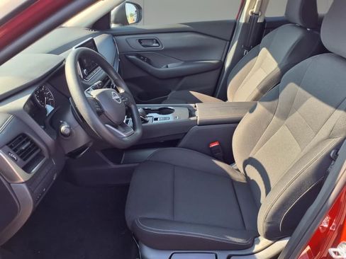 New 2026 Nissan Rogue S image 13