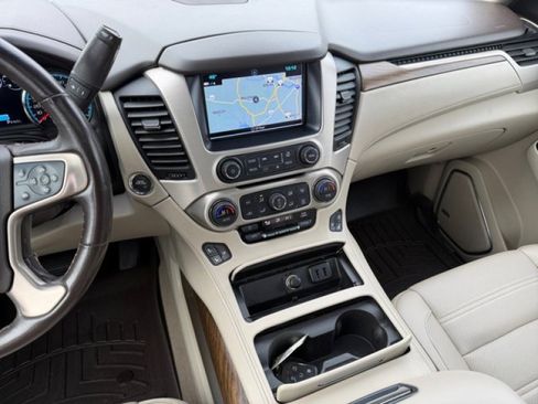 Used 2020 GMC Yukon Denali image 14