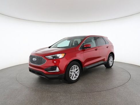 Used 2023 Ford Edge SEL w/ Convenience Package image 2