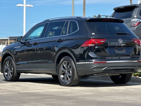 Used 2023 Volkswagen Tiguan SE FWD image 6