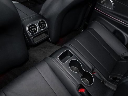 Used 2025 Mercedes-Benz CLE 300 4MATIC Cabriolet image 28