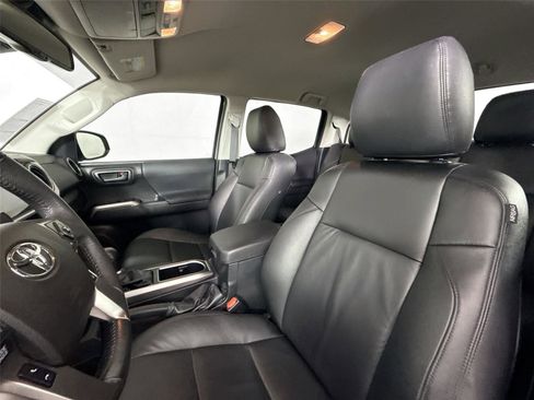 Certified 2022 Toyota Tacoma SR5 w/ Trail Edition image 3