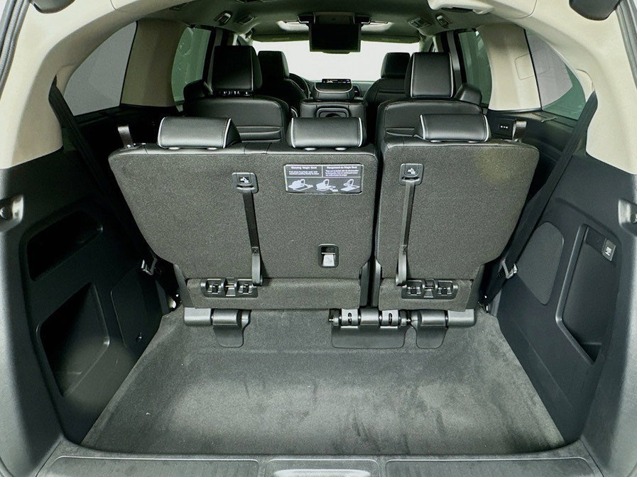 Used 2026 Honda Odyssey Elite image 40