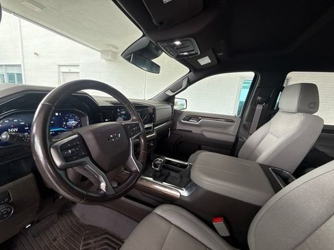 Used 2023 Chevrolet Silverado 1500 RST AWD/4WD image 11