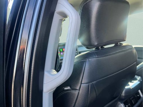 Used 2022 Ford F150 Lariat w/ Equipment Group 502A High image 28