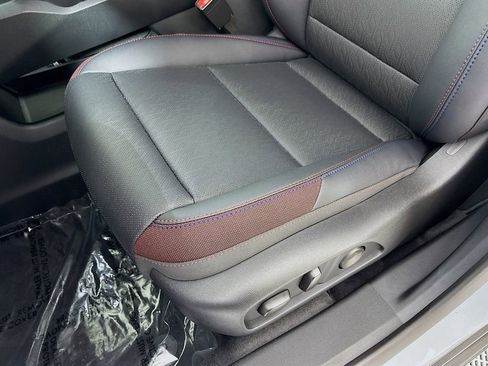 New 2026 Chevrolet Equinox RS image 18