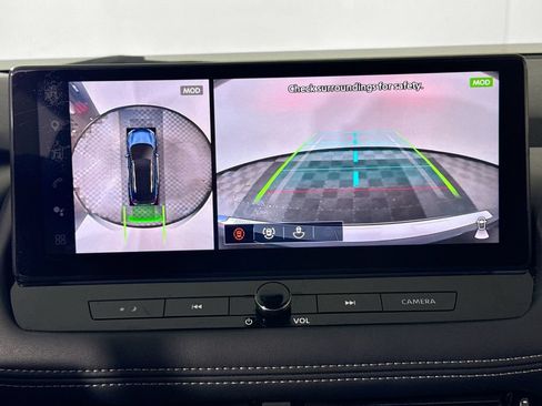 Used 2024 Nissan Rogue Platinum FWD image 14