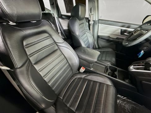 Used 2017 Honda CR-V LX image 33