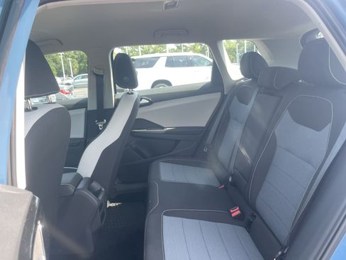 Used 2025 Volkswagen Taos S FWD image 29