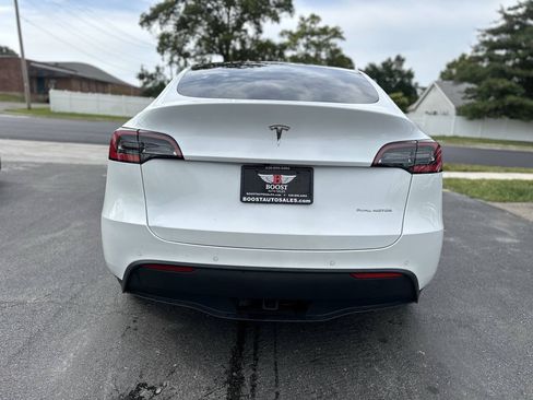 Used 2021 Tesla Model Y Long Range AWD/4WD image 6