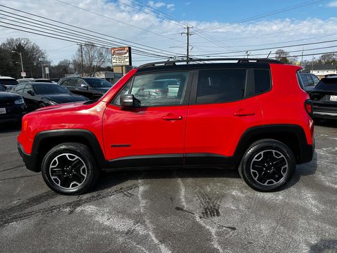 Used 2016 Jeep Renegade Trailhawk image 8