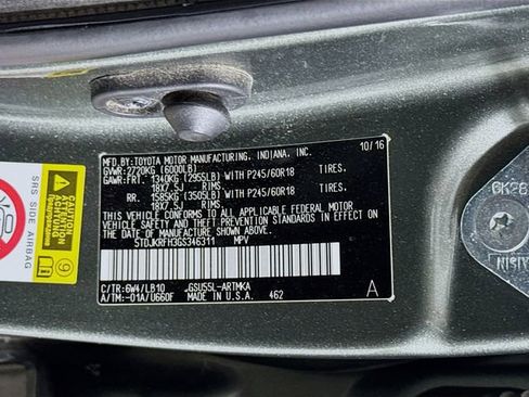 Used 2016 Toyota Highlander XLE image 34