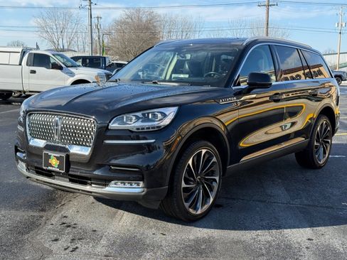 Used 2020 Lincoln Aviator Reserve w/ Equipment Group 202A image 4